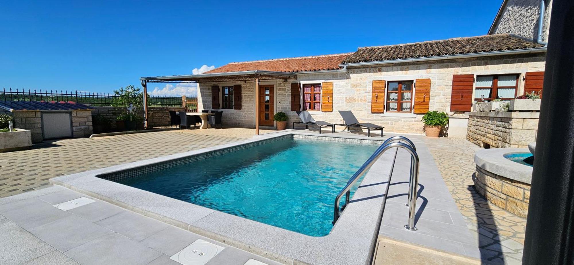 Apartments Vesna With Pool - New! Sveti Lovrec Pazenaticki Quarto foto