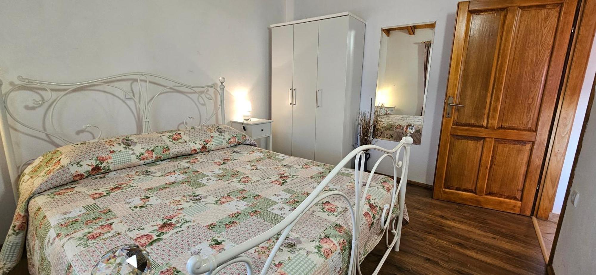 Apartments Vesna With Pool - New! Sveti Lovrec Pazenaticki Quarto foto